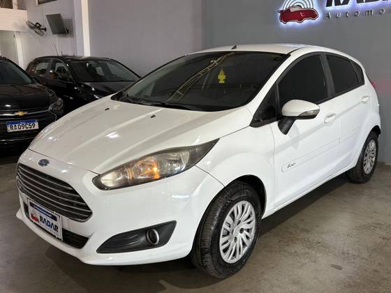 FORD FIESTA 1.6 SE HATCH 16V FLEX 4P MANUAL FORD FIESTA 1.6 SE HATCH 16V FLEX 4P MANUAL